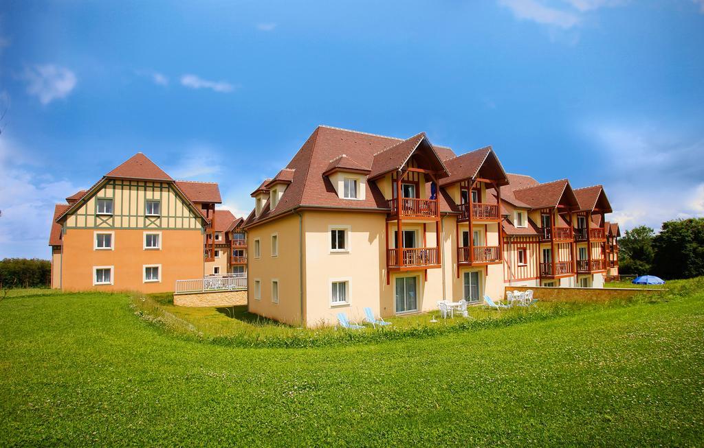 Residence Odalys La Ferme De Deauville Eksteriør bilde